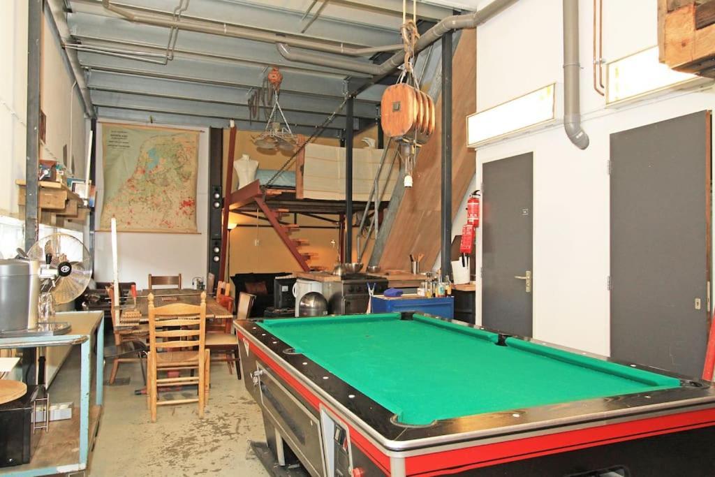 Appartement Warehouse In Spacious Industrial Workshop *